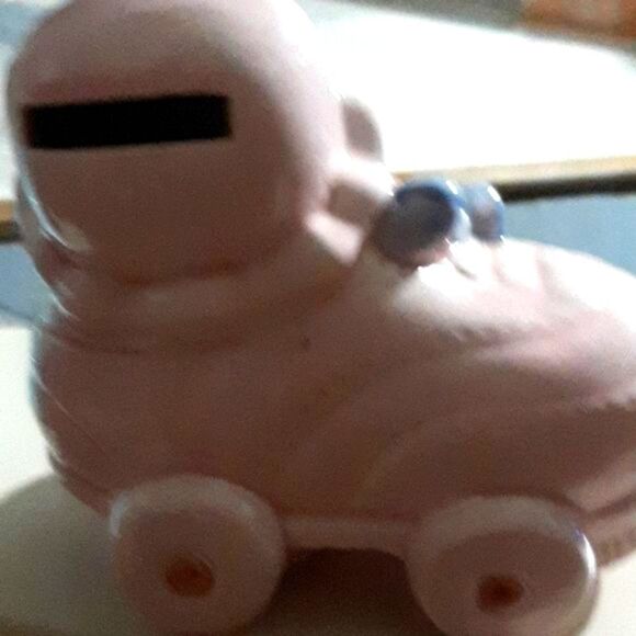 Ceramic vintage ‎ Car Banks Pink ,Blue $ 10 Each - Picture 8 of 8